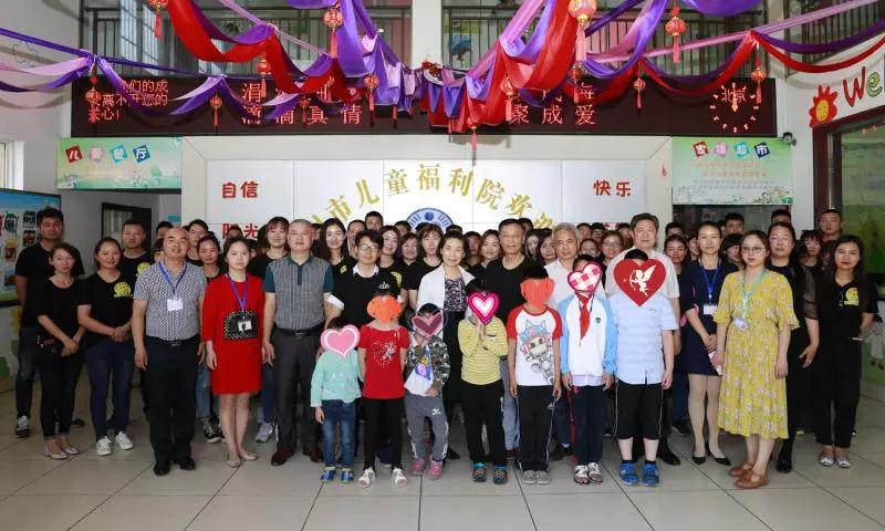 弘揚傳統(tǒng)美德,關(guān)愛兒童成長----首屆“魅力隨州,多彩程力”抖音大賽捐贈公益活動紀(jì)實